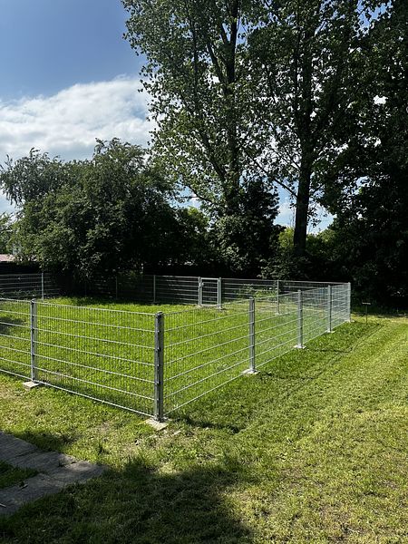Zaunsystem Doppelstabmatte — Nachher